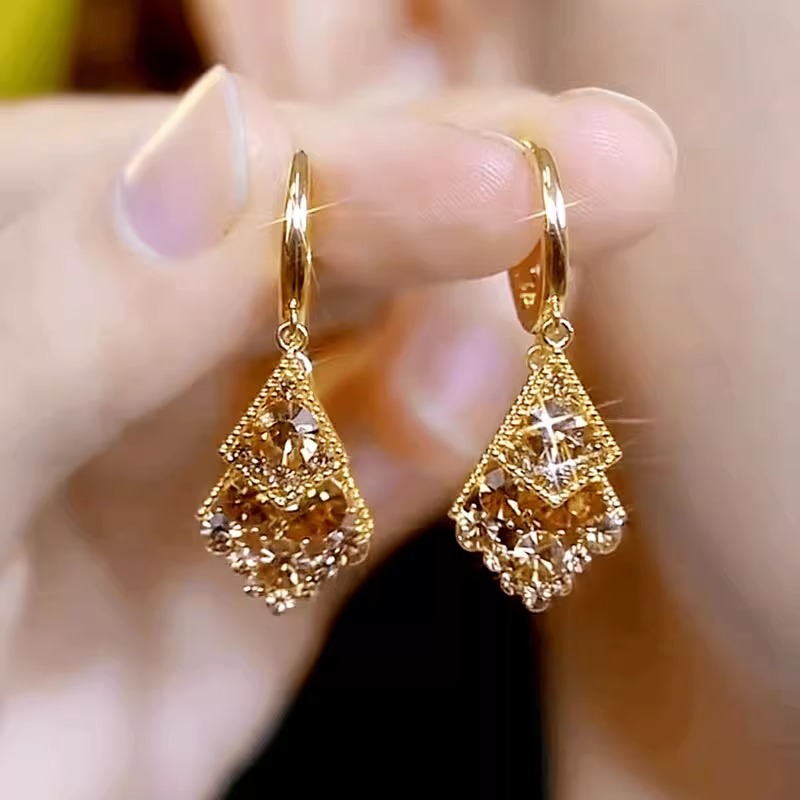 Модные серьги-кольца «Богиня т – обзор и цена Diamond Stud Earrings