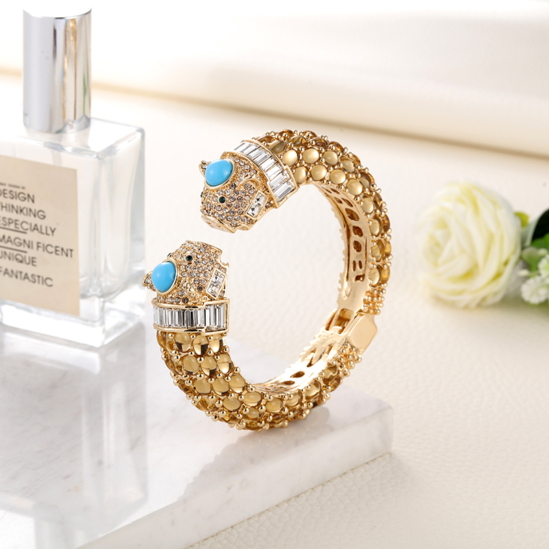 Браслеты с животными Sally's P – обзор и цена Paradise Jewelry & Watches Llc Miami Photos